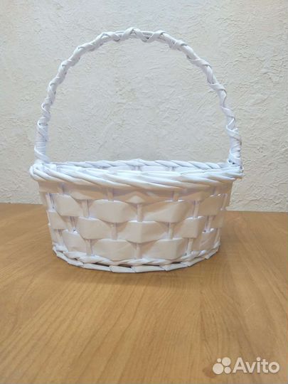 Корзина плетеная с ручкой