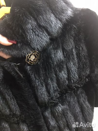 Шуба мутоновая с капюшоном