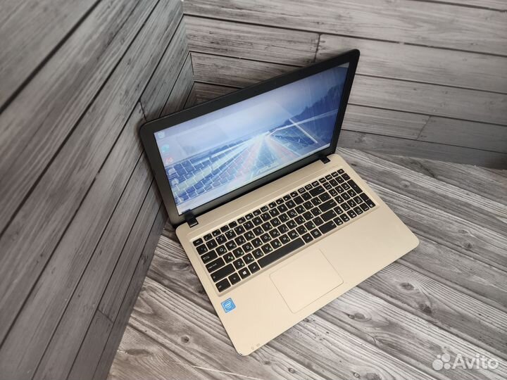 Asus (X540SA-XX004T)