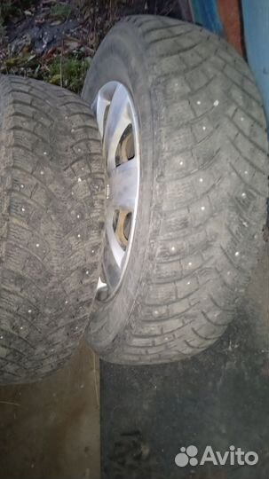 Michelin X-Ice North 3 175/70 R14