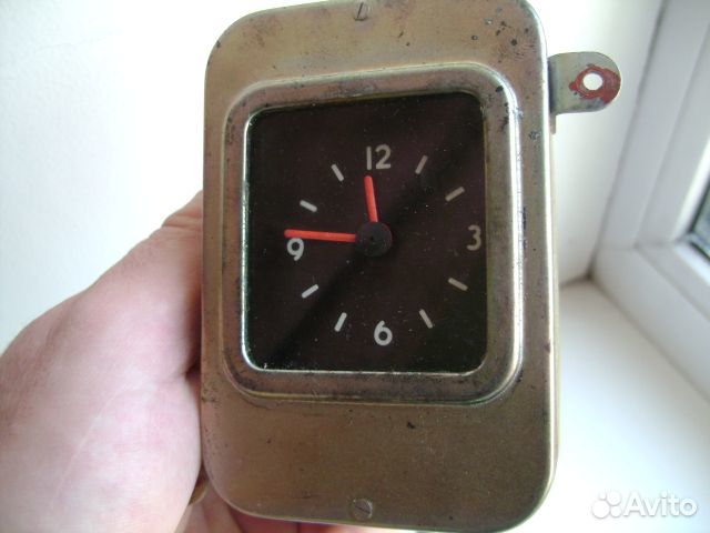 Автомобильные часы газ 024