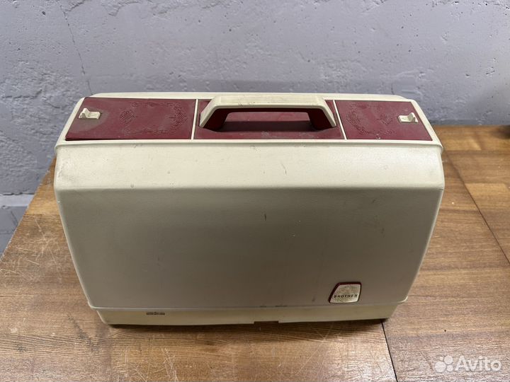 Швейная машина Brother