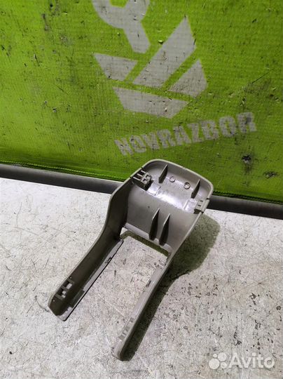 Накладка (кузов внутри) Тойота Хайлендер