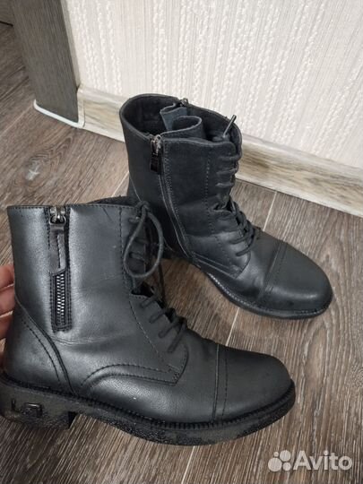Ботинки осенние на девочку