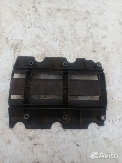 Маслоотражатель Land Rover Range Rover L322