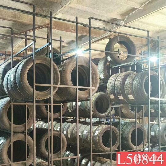 Kumho WinterCraft KW27 225/55 R17 96L