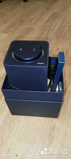 Яндекс станция макс на подписке