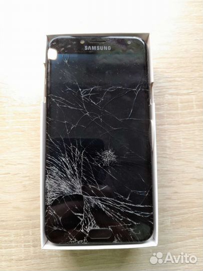 Телефон Samsung galaxy j4 2018