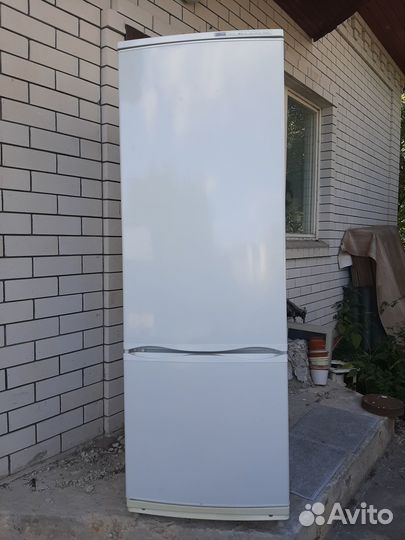Холодильник