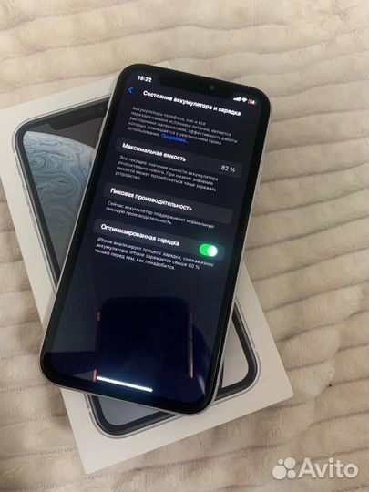 iPhone Xr, 64 ГБ