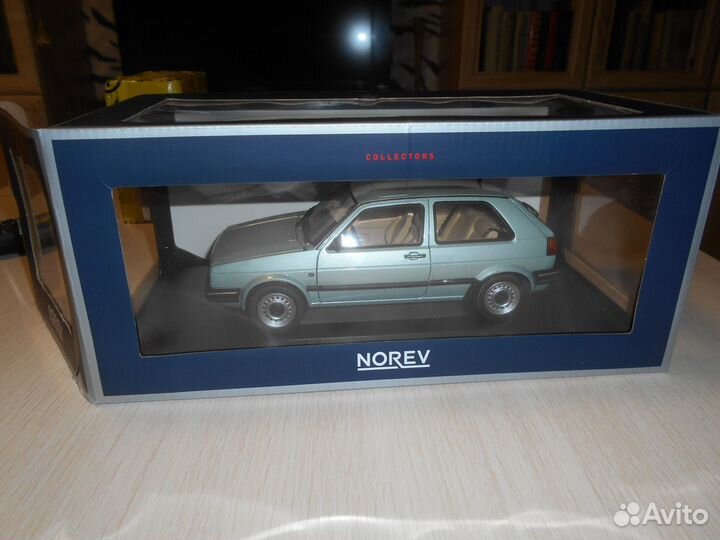 Volkswagen Golf 2 1/18 Norev Фольксваген Гольф