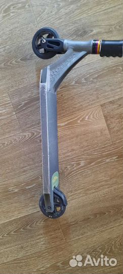 Трюковой самокат кастом парк