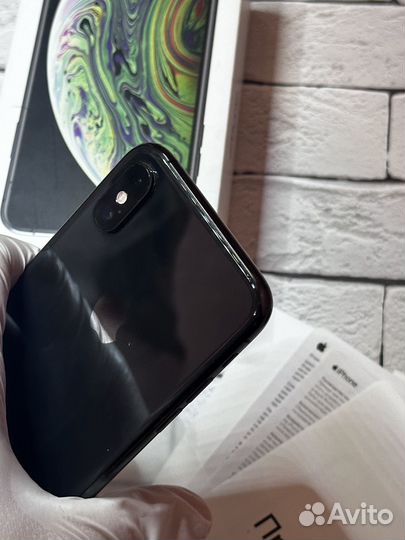 iPhone Xs, 64 ГБ