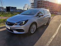 Opel Astra 1.5 AT, 2020, 130 000 км, с пробегом, цена 1 550 000 руб.
