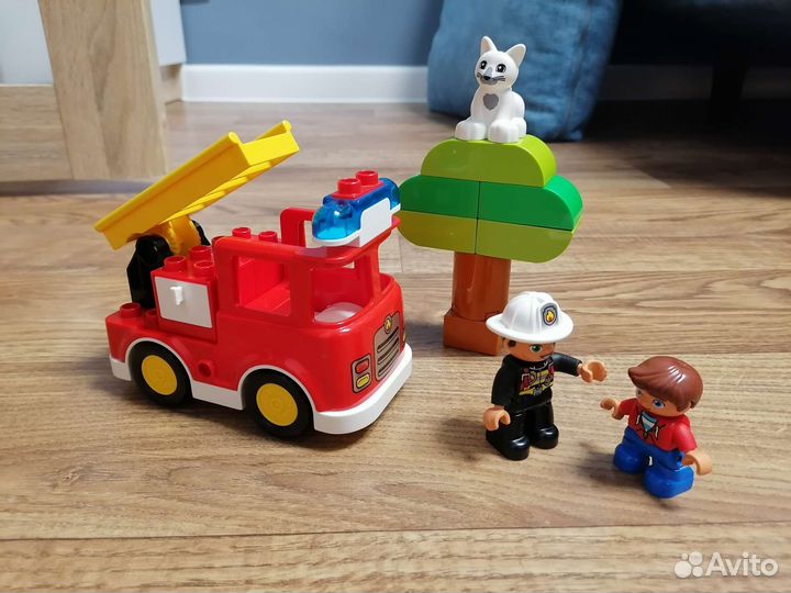 Лего дупло пожарная машина