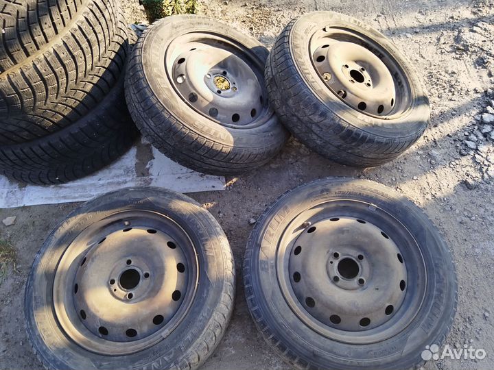 Колёса 185/65 R15 на дисках 4*100 Logan