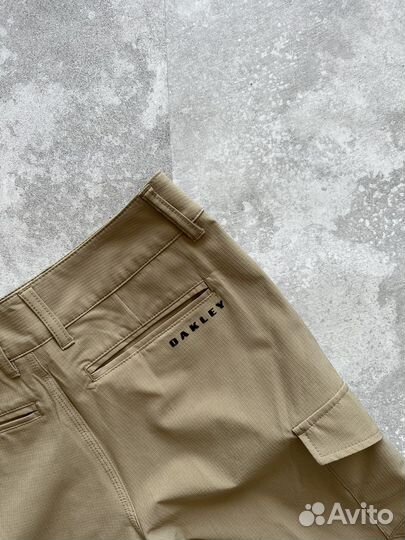 Oakley шорты