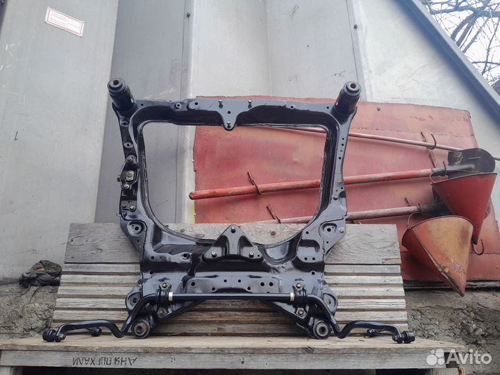 Передний подрамник Nissan Teana J32 73000км