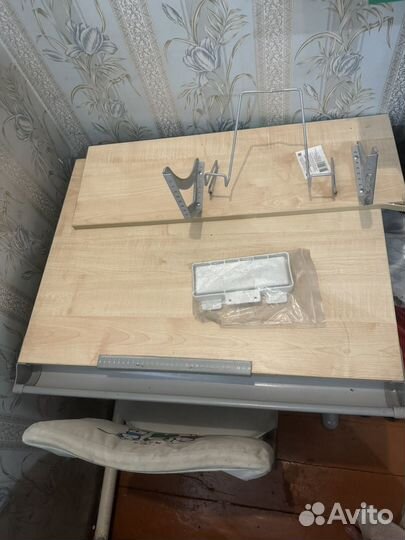 Детский стол парта