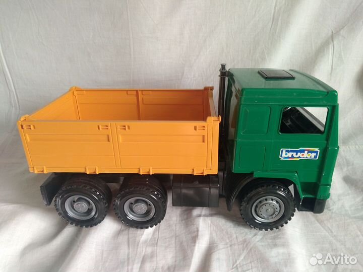 Мусоровоз, грузовик игрушки. Bruder