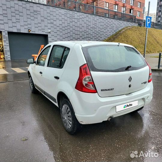 Renault Sandero 1.6 AT, 2011, 243 000 км