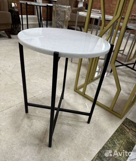 Стол кофейный/журнальный мрамор