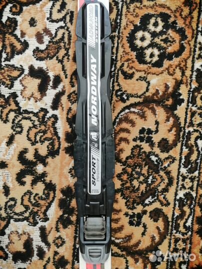 Беговые лыжи