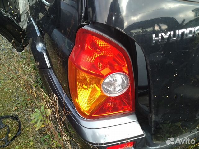 Фонарь задний левый Hyundai Terracan 2004 год