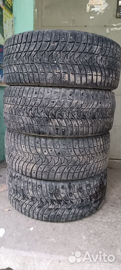 Michelin X-Ice North 3 215/50 R17