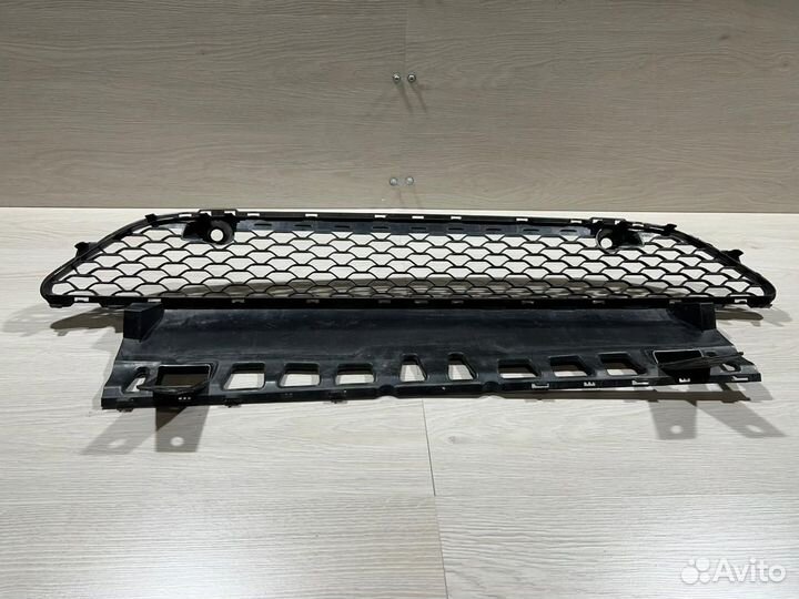 Решётка переднего бампера Mercedes GLS X167