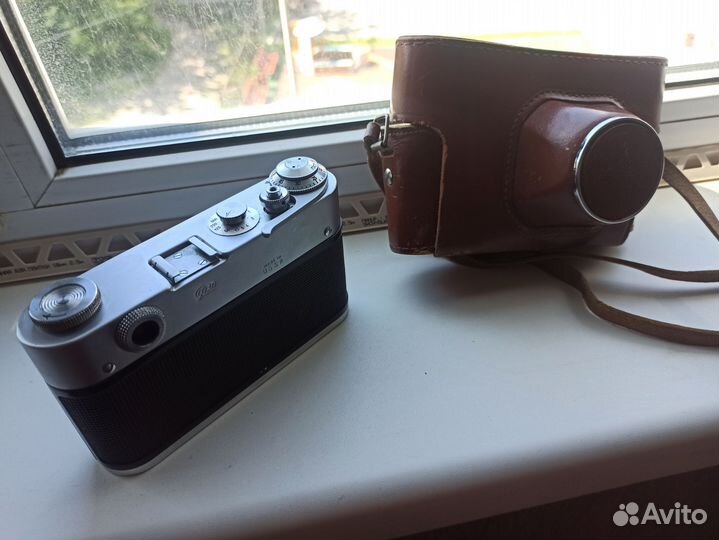 Плёночный фотоаппарат фэд3