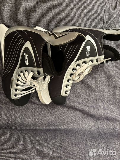 Коньки хоккейные 40 размер