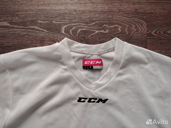 Перчатки хоккейные