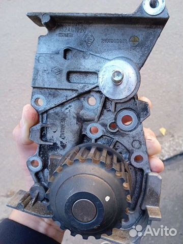 Помпа renault