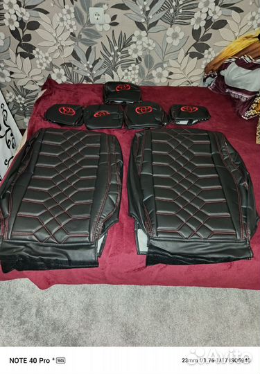 Чехлы на toyota avensis