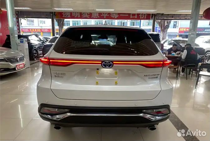 Toyota Harrier 2.5 CVT, 2022, 20 300 км