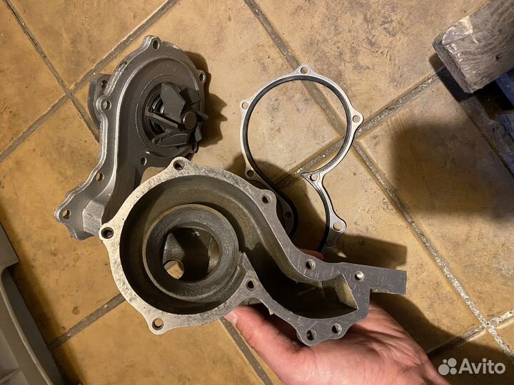 Водяная помпа на volkswagen