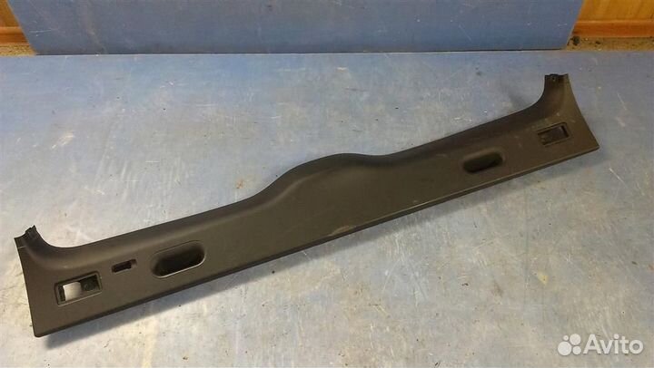 Обшивка двери багажника BMW X5 E53