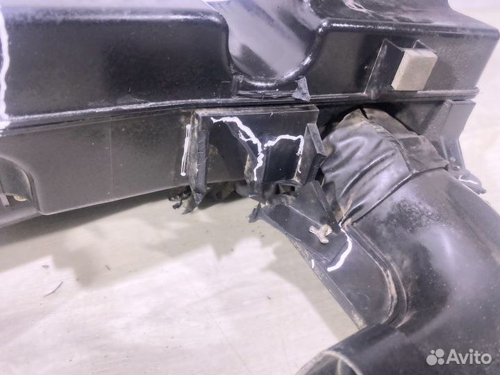 Резонатор воздушного фильтра Hyundai Solaris седан