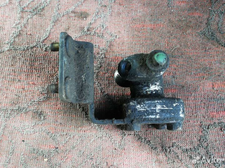 Распределитель тормозных сил Опель Фронтера А