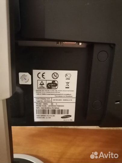 Монитор Samsung