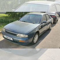 Nissan Bluebird 2.0 AT, 1992, 200 000 км, с пробегом, цена 210 000 руб.