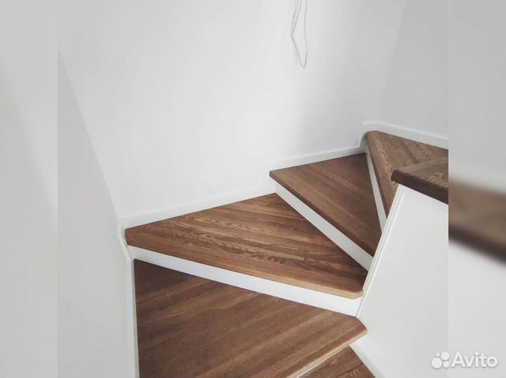 Ступени для лестниц и другие комплектующие К