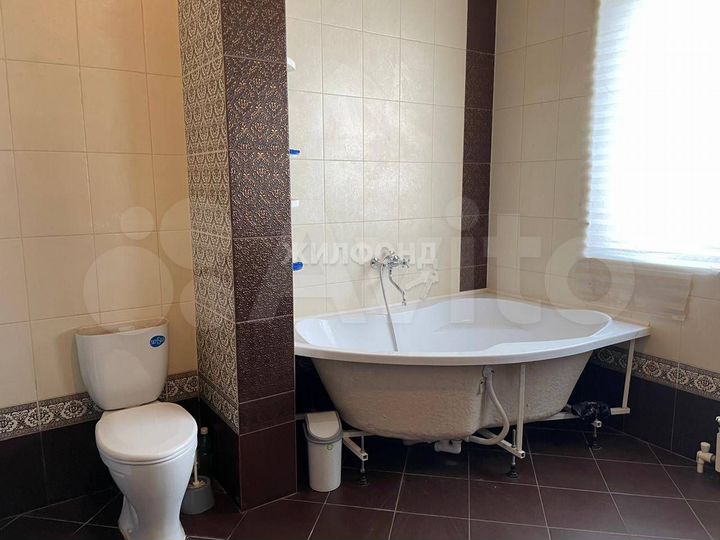 Коттедж 240 м² на участке 9,2 сот.