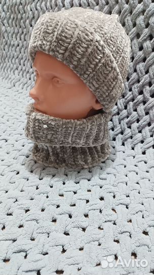 Шапка женская вязаная ручная работа
