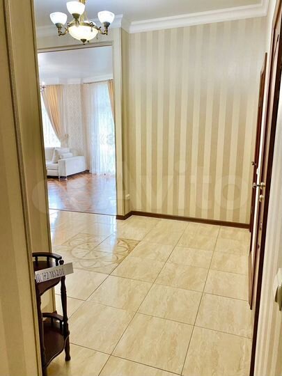 2-к. квартира, 71 м², 5/14 эт.