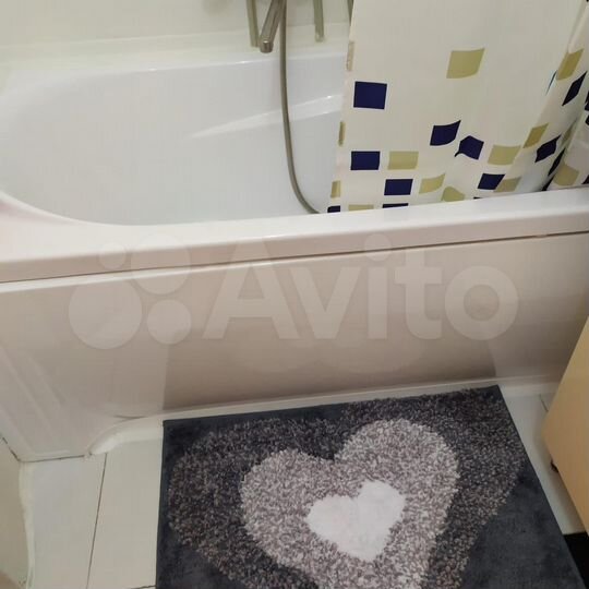 2-к. квартира, 43 м², 3/5 эт.