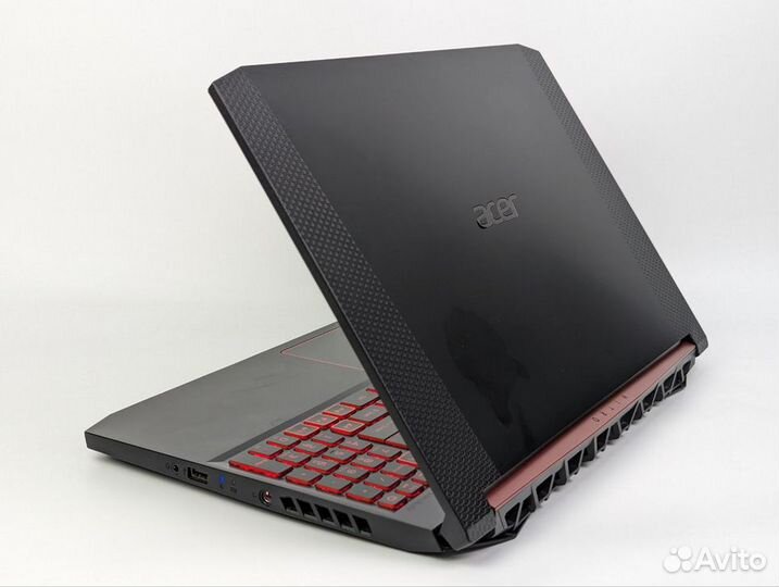 Acer Nitro 5 15 IPS i5-8300H 8GB GTX1050 SSD