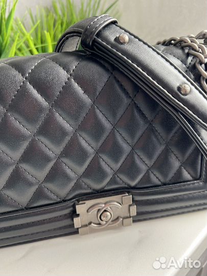 Сумка chanel boy