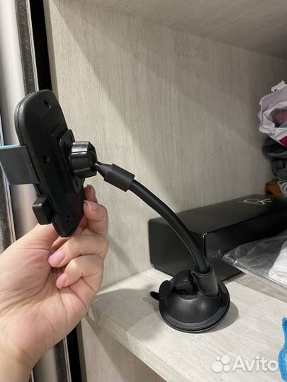 Аксессуары для телефонов в машину